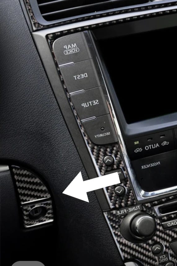 IS250/ISF Cubby Lip Button Carbon Fibre Insert