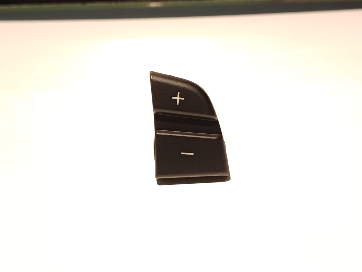 Volume Steering button , Plus Minus + - for F series Non Msport F20 F30 F32