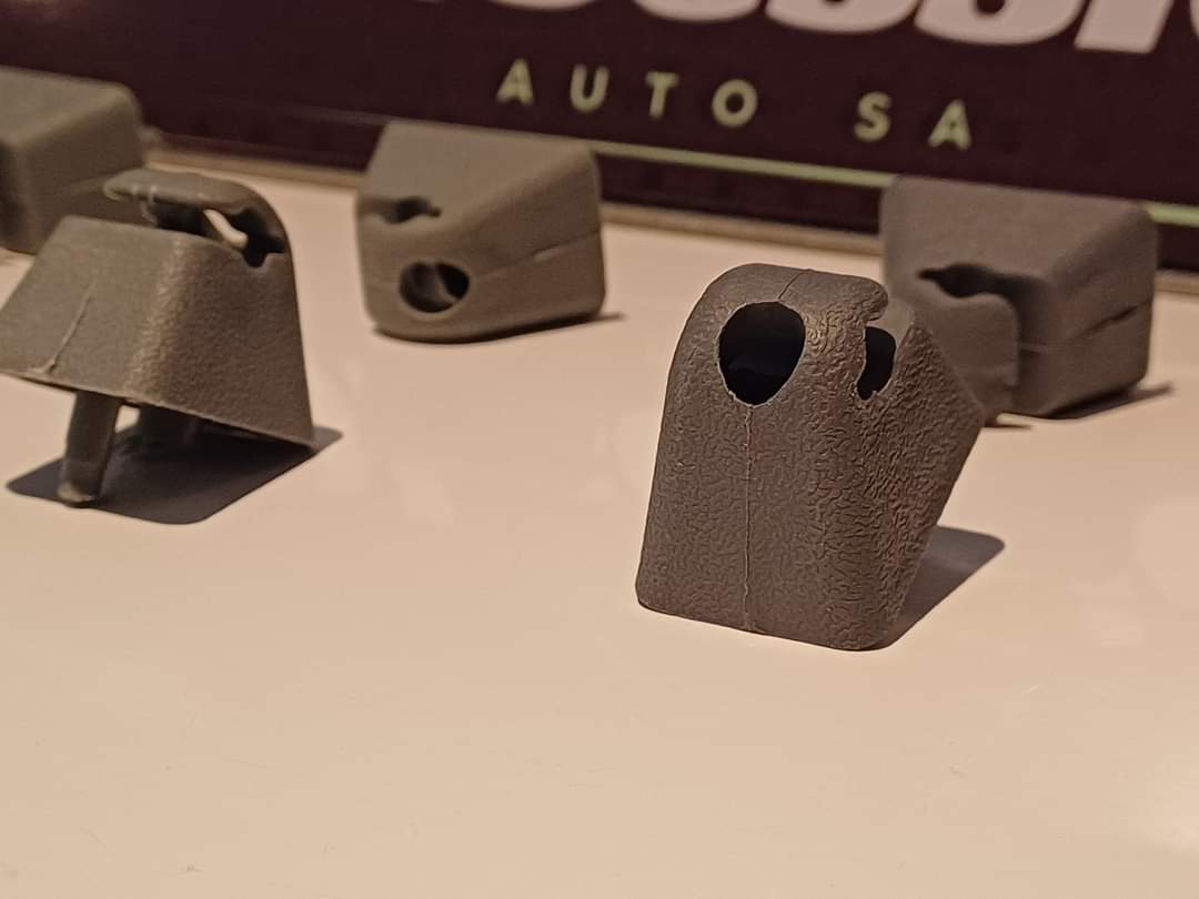 Corsa/Chev UTE Sun Visor Clips