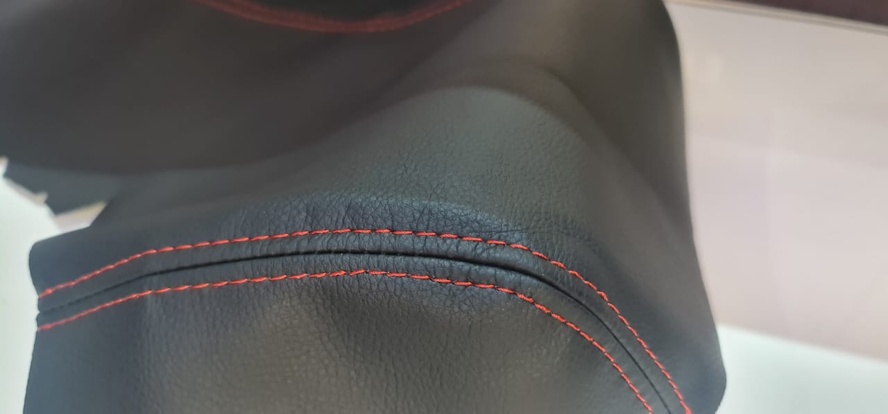 IS350 Centre Armrest Cover