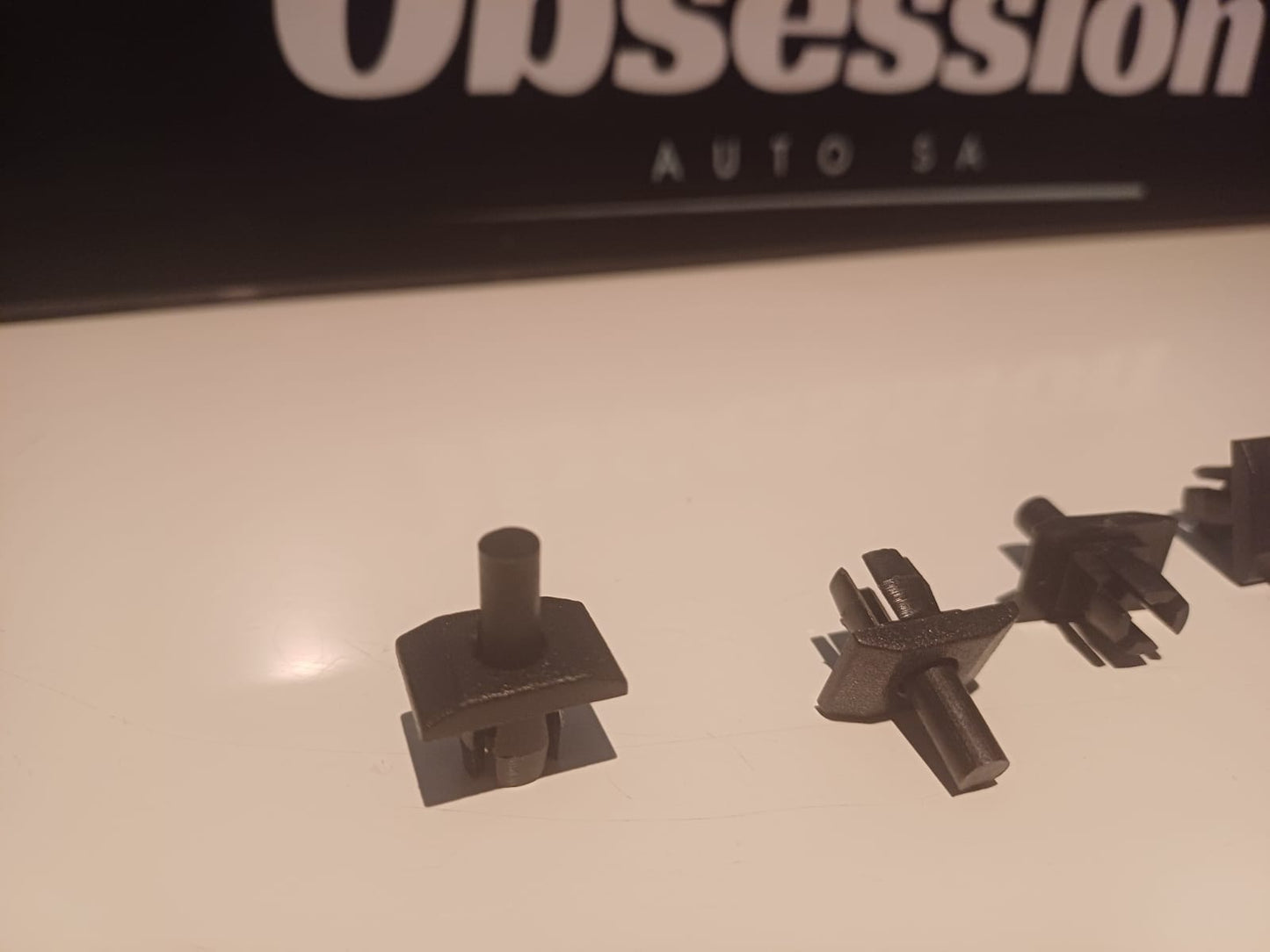 VW Golf MK1 Grill Clips