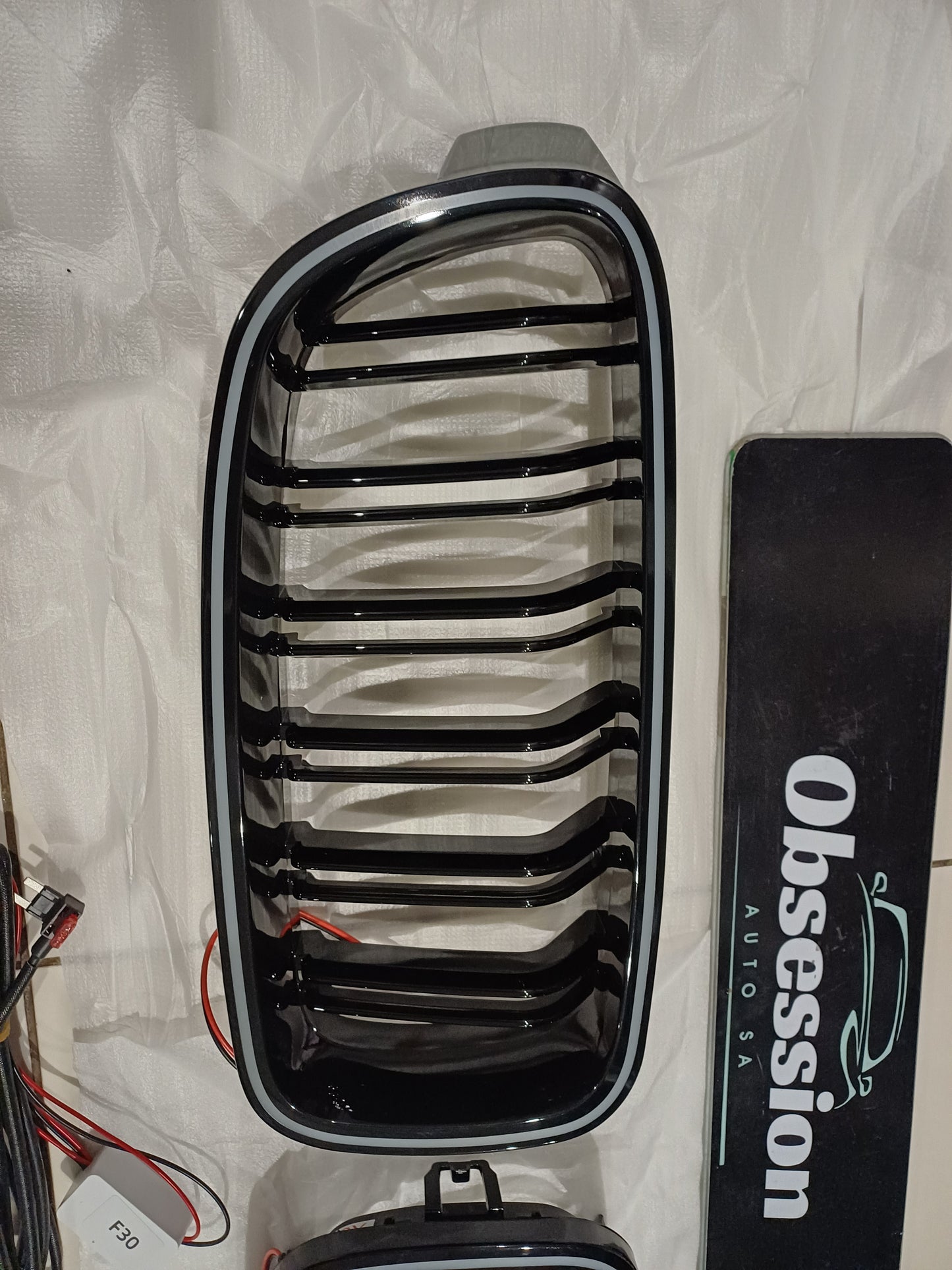 BM F30 Light Up Grill with Led