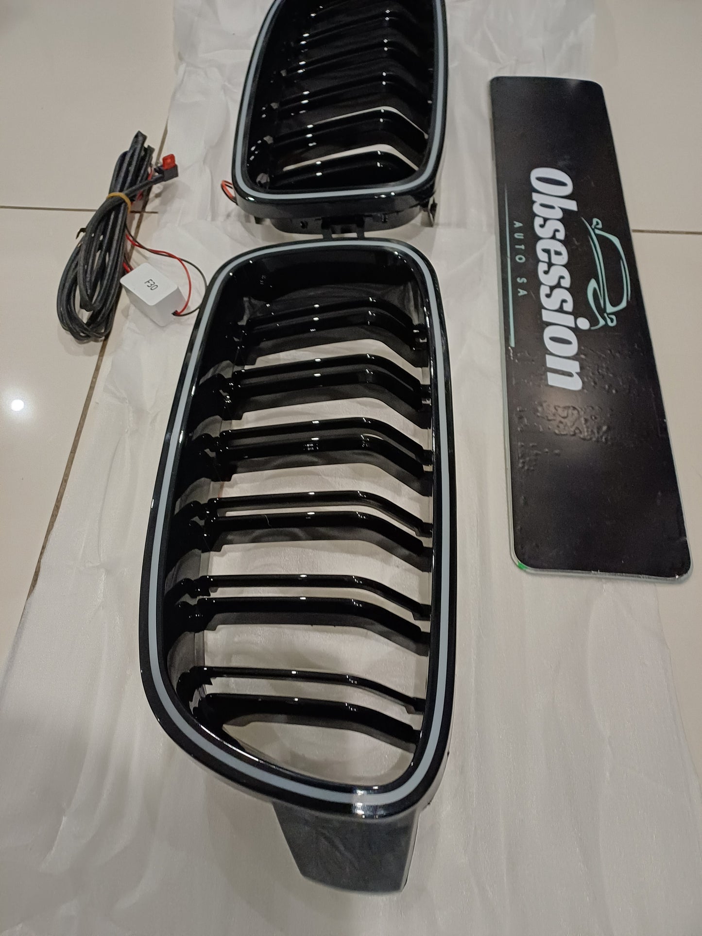 BM F30 Light Up Grill with Led